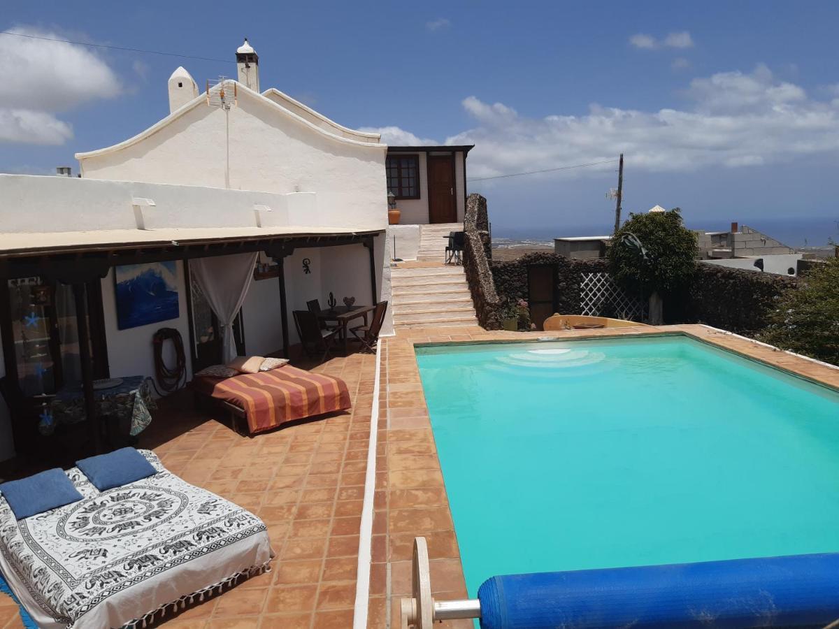 Tipica Lanzarote House Only Adults Bed and Breakfast Tías Eksteriør billede